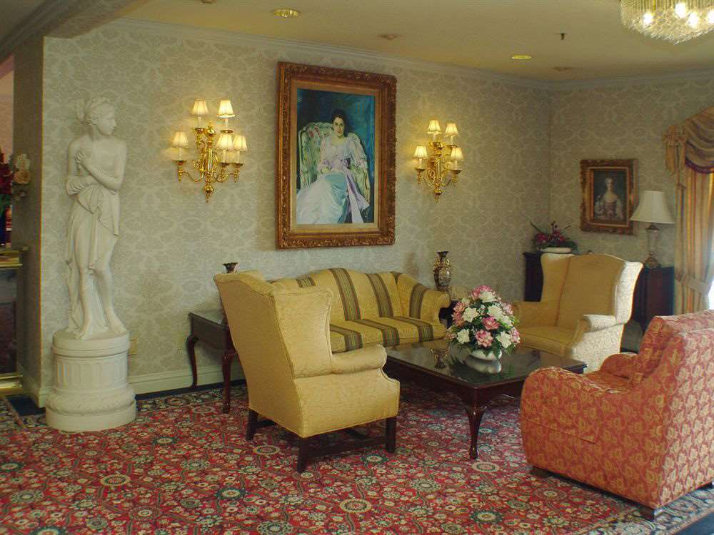 Carlyle Hotel Campbell Interior foto